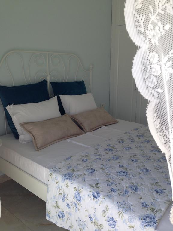 Amarilis Luxury Apartment Sarande Phòng bức ảnh